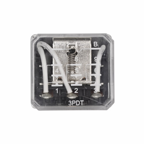 Product image for ETN D5PR3A General Purpose Plug-In