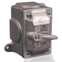 Product image for CRSH 2114B WT 3POLE SWITCH 120-277V