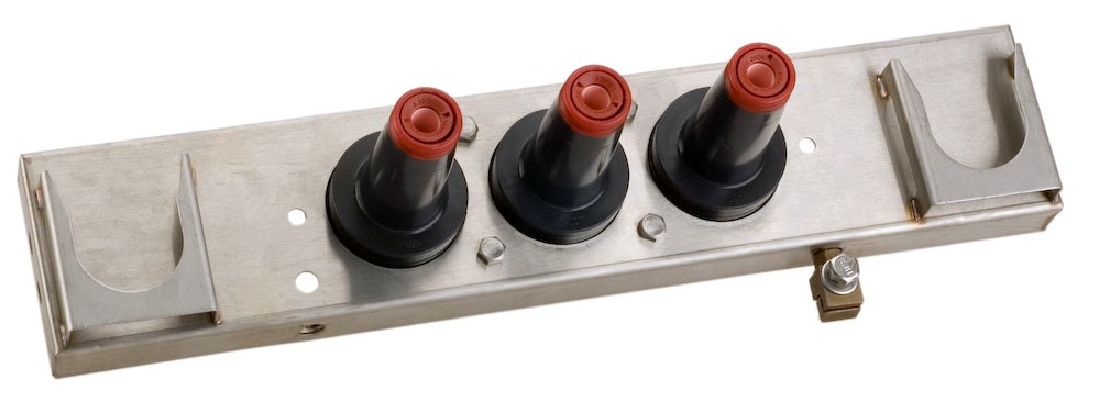 Product image for Hubbell 215J3B 200 Amp 15 kV 3-Position Loadbreak Junction with Bracket