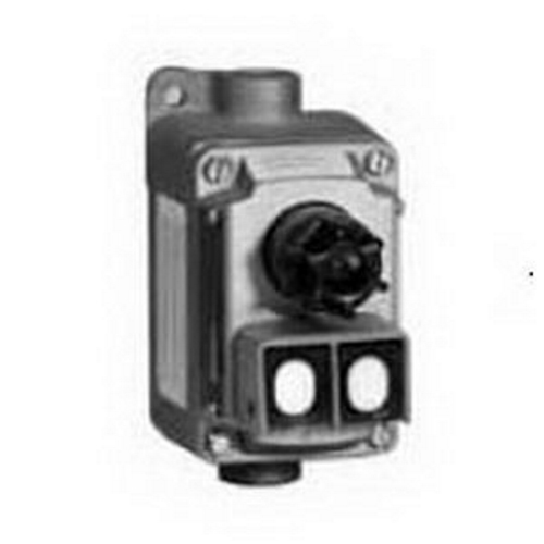 EFDB Series 1-Gang Pilot Light, Voltage Rating: 600 VAC, Amperage Rating: 10 AMP, Enclosure: NEMA 3, 7CD, 9EFG, Conduit Connection: 3/4 IN Dead-End, Consist Of: (1) Pilot Light, (2) Pushbutton, Material: Malleable Iron Body With Copperfree (4/10 Of 1 PCT Maximum) Aluminum Cover, Lamp Type: S6, Height: 4.63 IN, Width: 3 IN, Depth: 5-3/4 IN, Legend: Start/Stop, Standard: UL 508, UL 698, UL 1203, E10449, E81751 UL Listed, Class I, Division 1, Groups, C, D, Class I, Division 2, Groups C, D, Class II, Division 1 And 2, Groups E, F, G And Class III, For Used In Conjunction With Contactors Or Magnetic Starters For Remote Control Of Motors