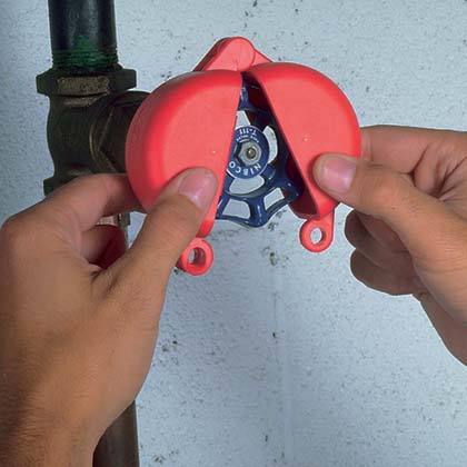 Product image for Panduit PSL-V13 Gate Valve Lockout Device for 10"-13" dia. handle, Red, 1 pc/pk