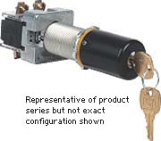 G SERIES - ALUMINUM SHORT SPRING RETURNED 3-POSITION KEYED SELECTORSWITCH OPERATOR - SPRING RETURN TO CENTER FROM RIGHT - KEYED DIFFERENTWITH KEY REMOVAL IN CENTER POSITION - 