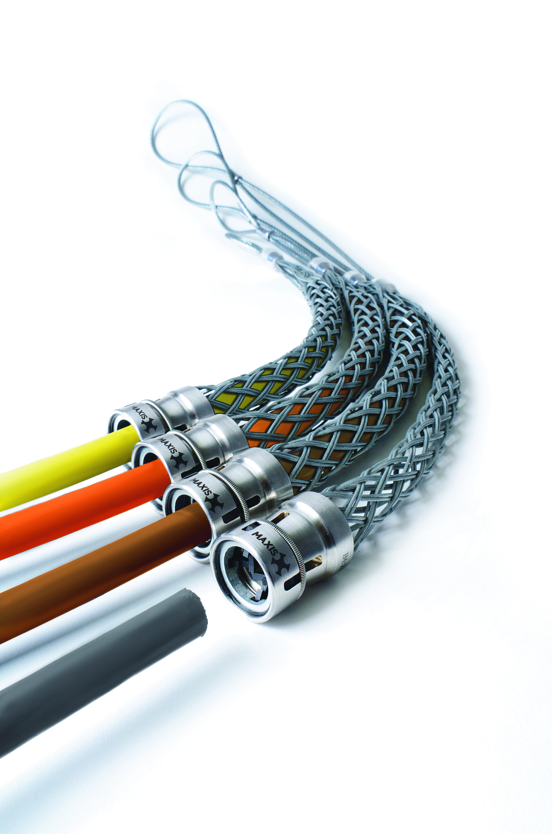 Product image for Southwire GP110 (56822701) Maxis® Grips™ Dual Lock Pulling Heads, Complete Set of Grips, 1/0 to 750MCM