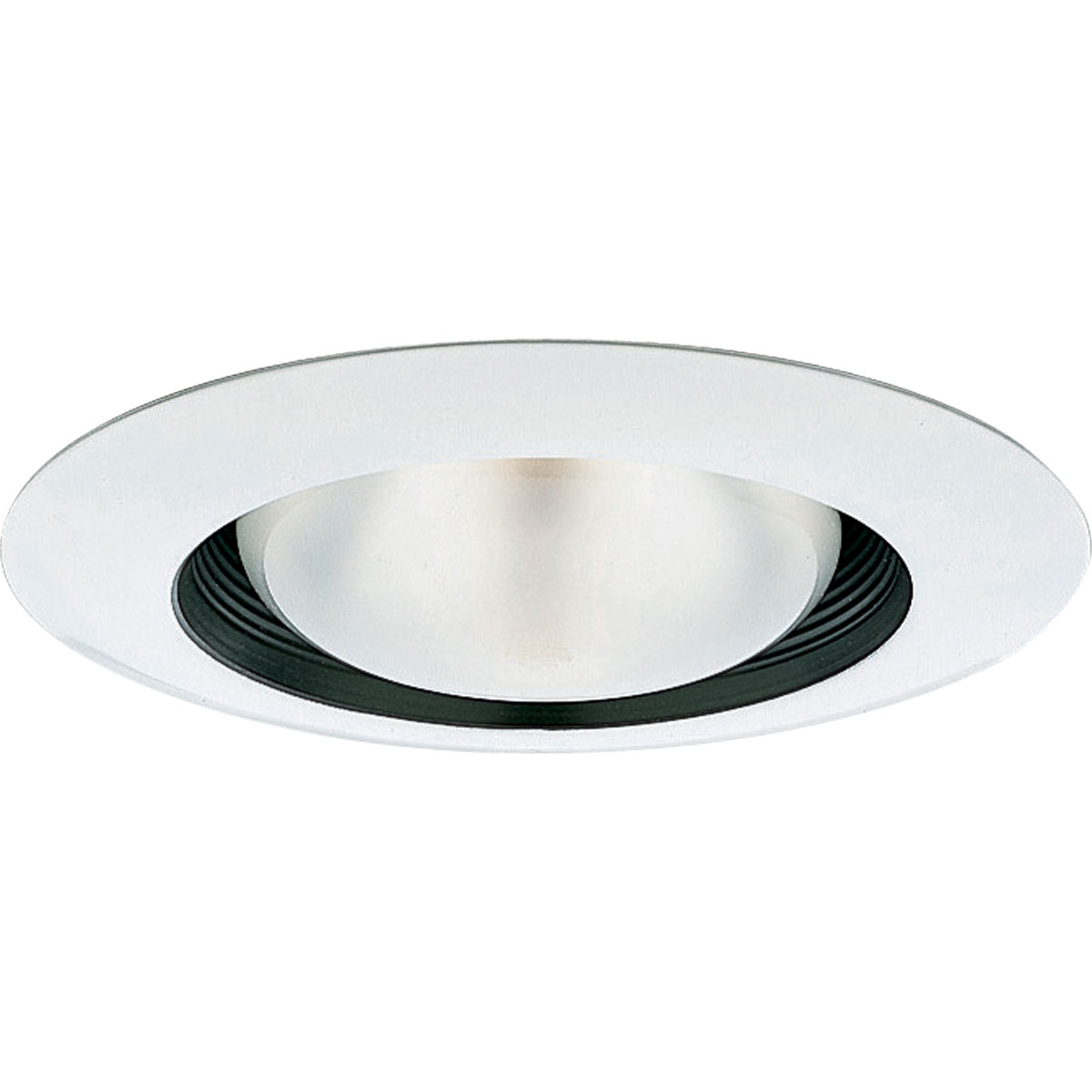 6 in Step Baffle Splay in Black finish with bright white powder painted metal flange. For insulated ceilings. 8-3/4 in outside diameter.