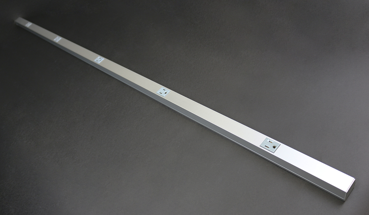 Product image for Wiremold AL20GBA612 Aluminum Plugmold™ Multioutlet Strip
