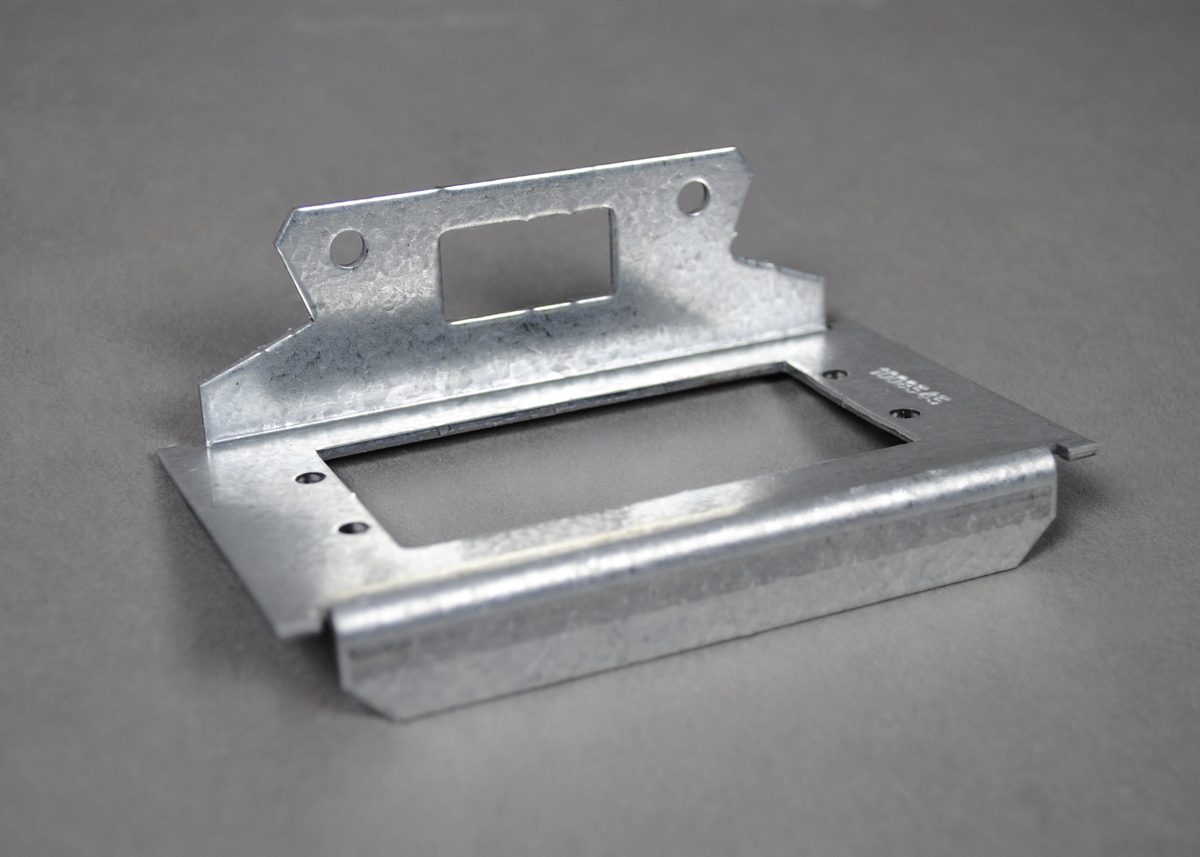 Product image for Wiremold RFB6-AAP RFB6-Series Internal Audio/Video Bracket