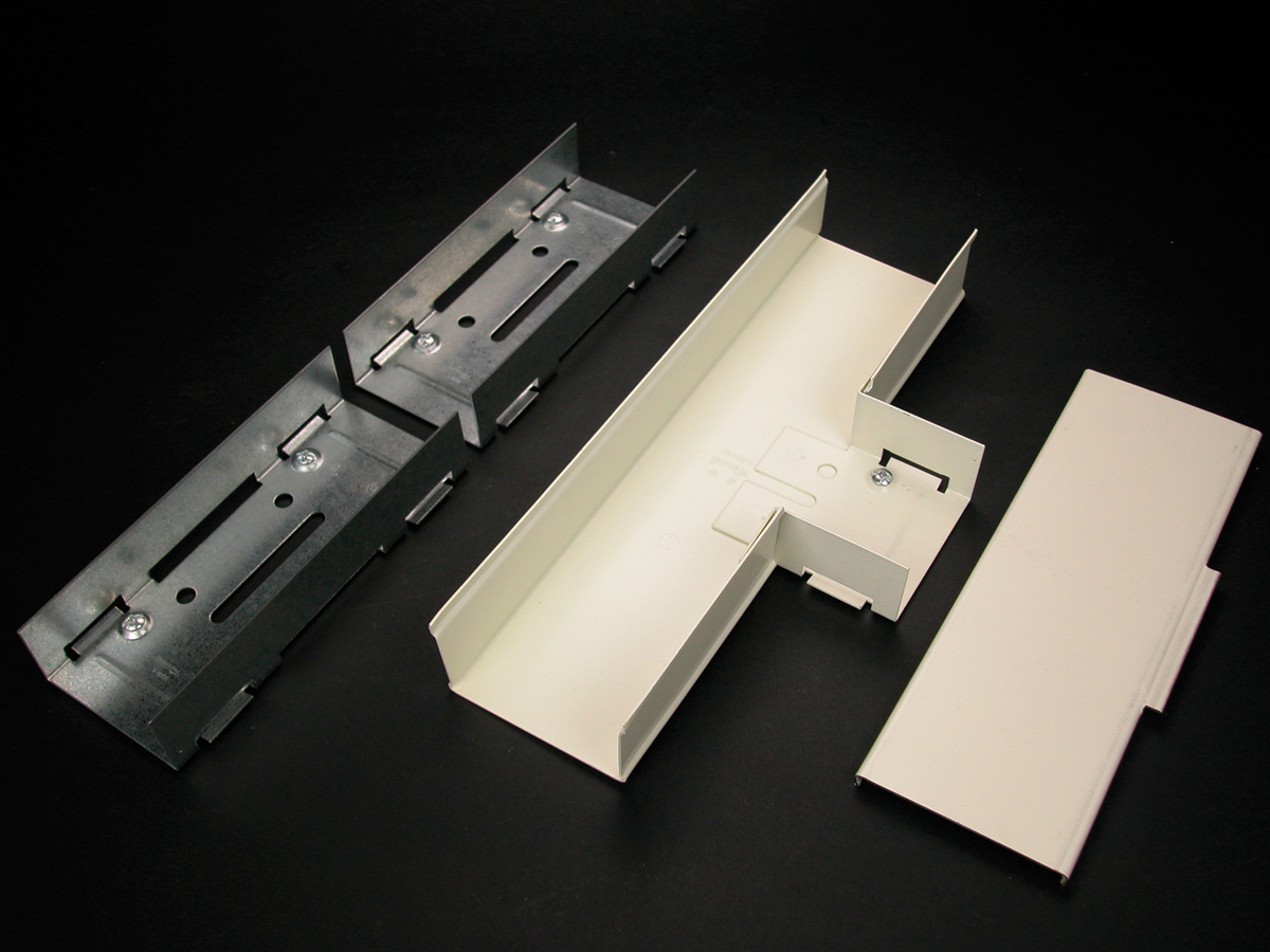Product image for Wiremold V3015E 10-1/4" Ivory Steel 1-Channel Raceway Tee