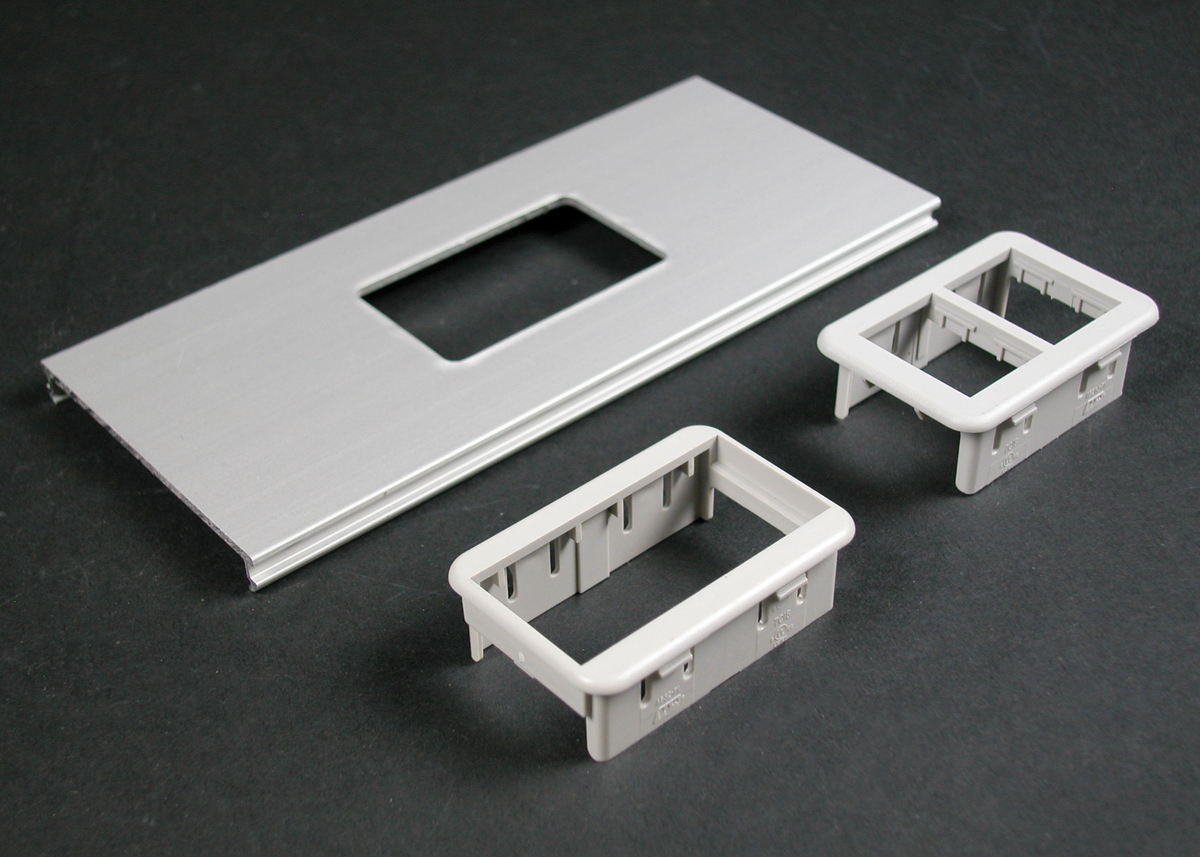 Accepts only Ortronics datacom inserts. Supplied with both adapters to accommodate two TracJack devices or one Series II device. For AL3300 Series Raceway. Finish - Anodized Aluminum