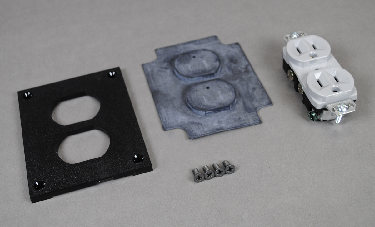 Product image for Wiremold S130BLK Source 1 Cover Plate