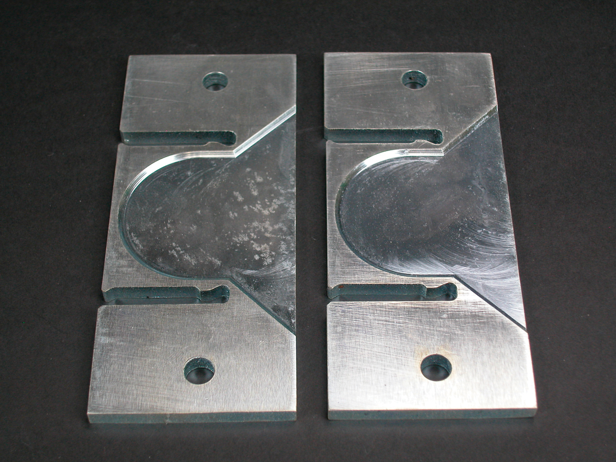 Case hard steel replacement blades and die set for 630B Cutter.