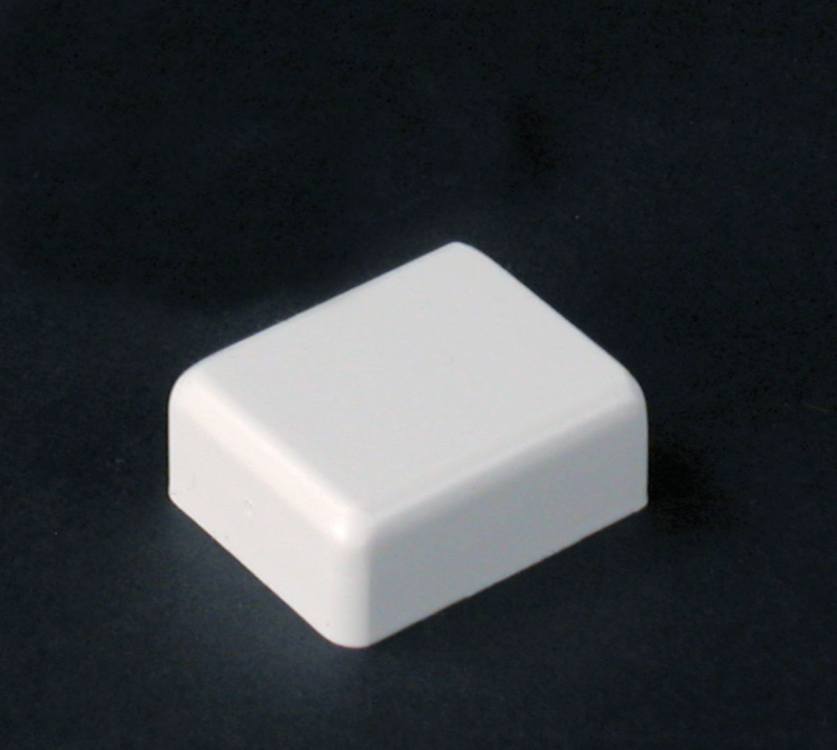 Product image for Wiremold 2710B-WH Uniduct 2700-Series Blank End Fitting Fitting