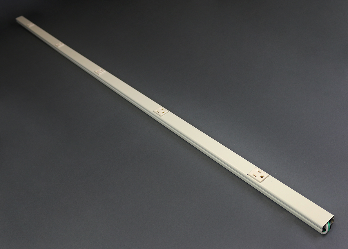 5' Plugmold Multioutlet System with 5 single outlets, GB Finish - Gray