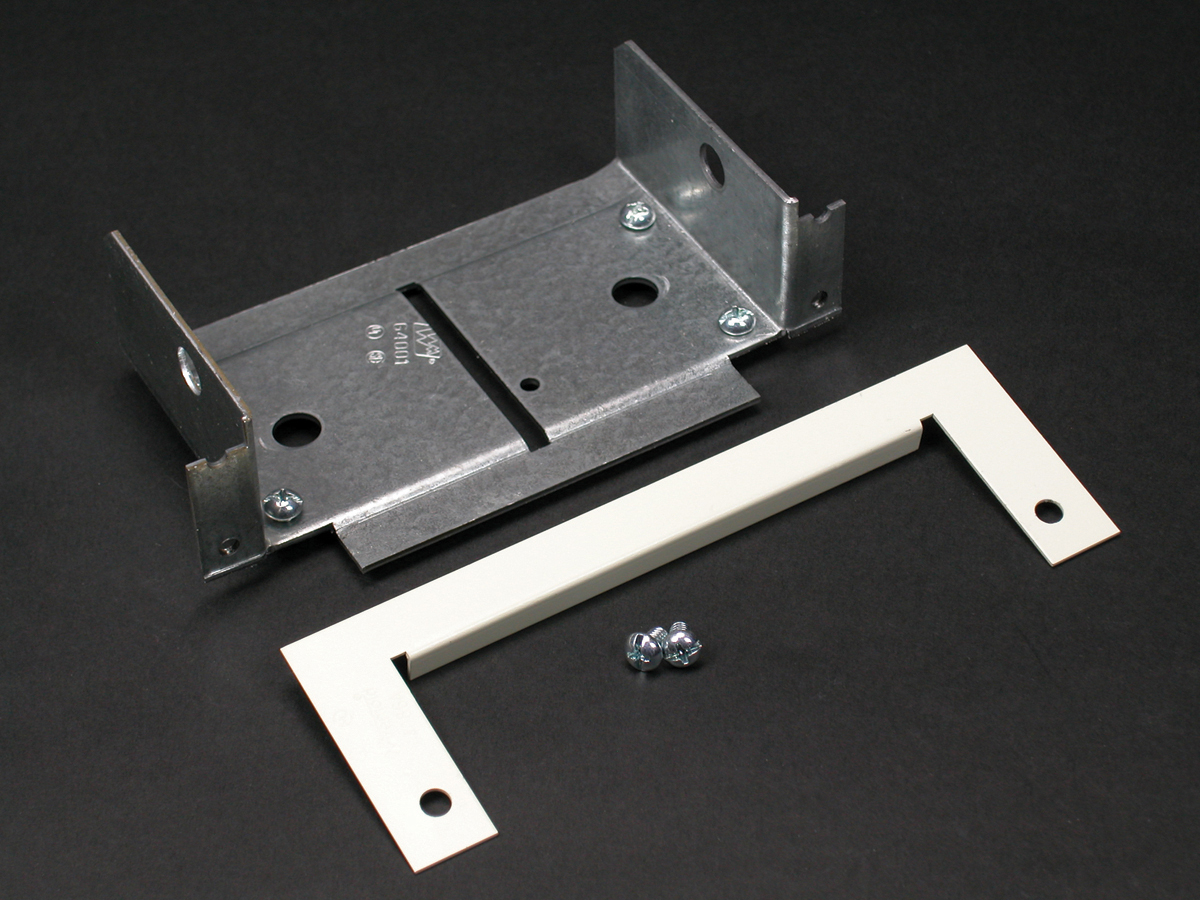 Connects 4000 Series Raceway to surface type panel boxes. Maintains maximum wire capacity of 4000 Series Raceway. Separate C-shaped flange fits around raceway, to hide irregularities made during cutting into box. Ivory