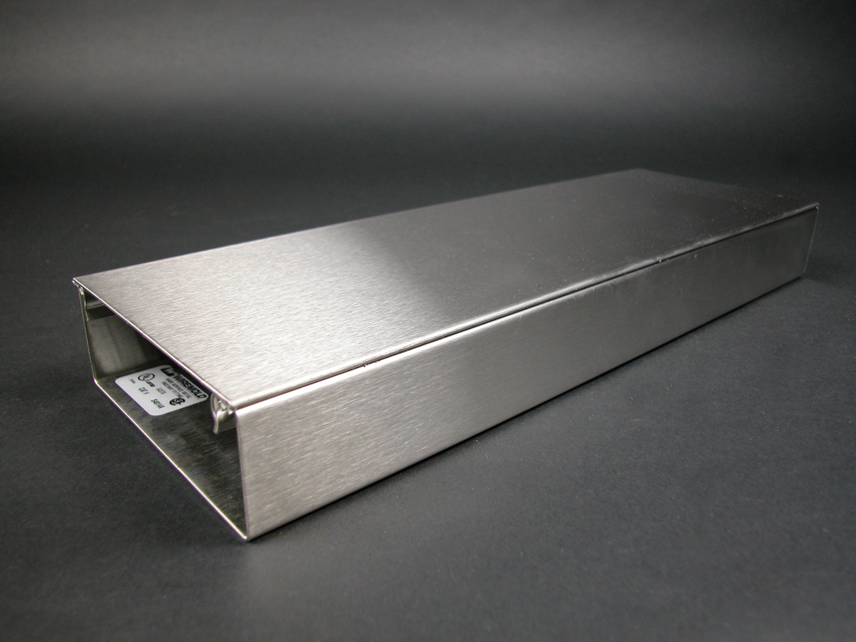 Product image for Wiremold S4014A S4000 Wall Box Connector Fitting