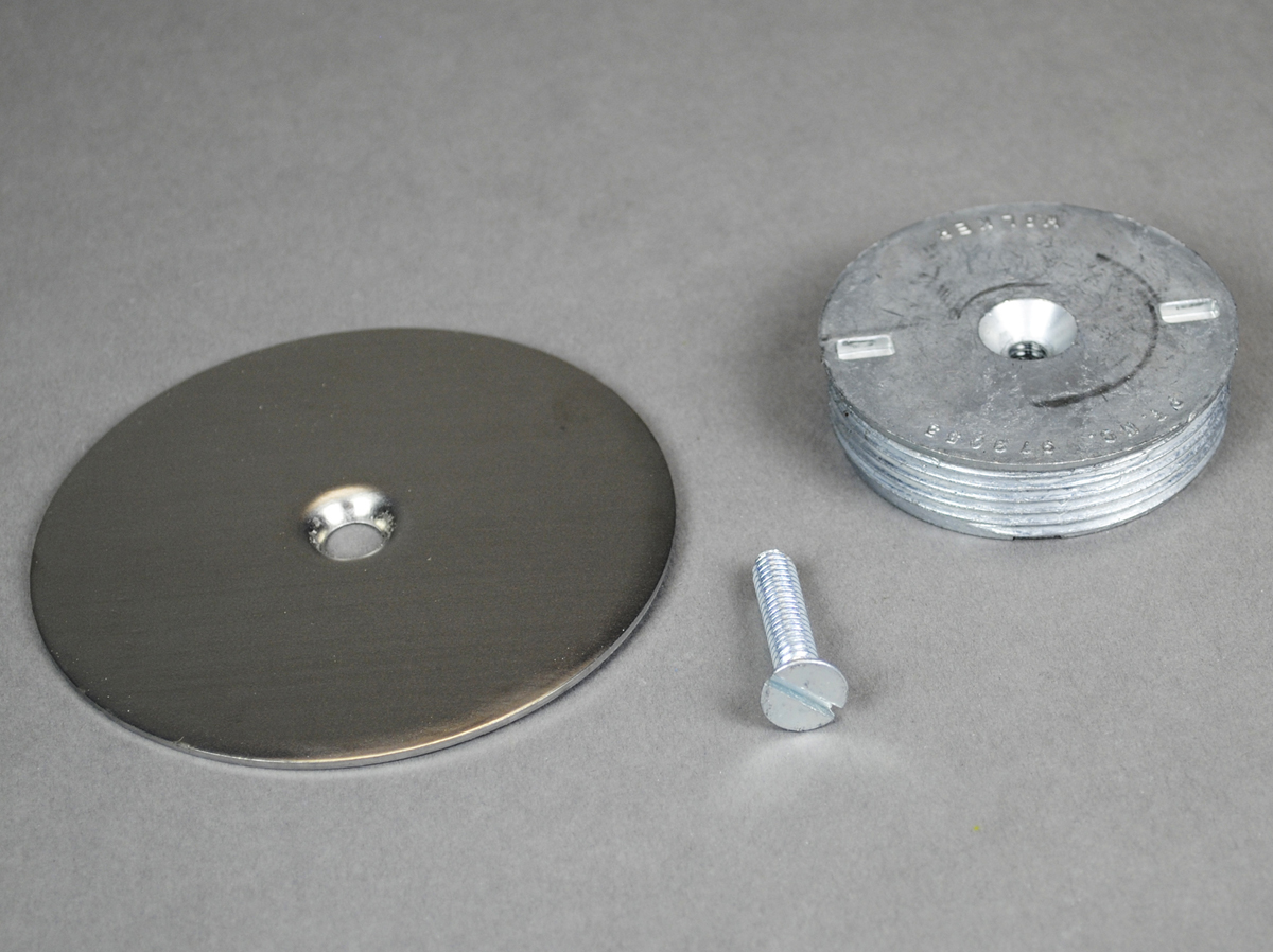 Stainless steel blanking plate with threaded base for 3/4