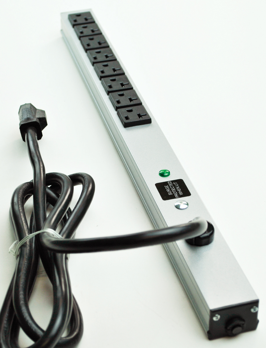 Eight 20A outlets with t-slots. 15' (406m) cord. Length 20