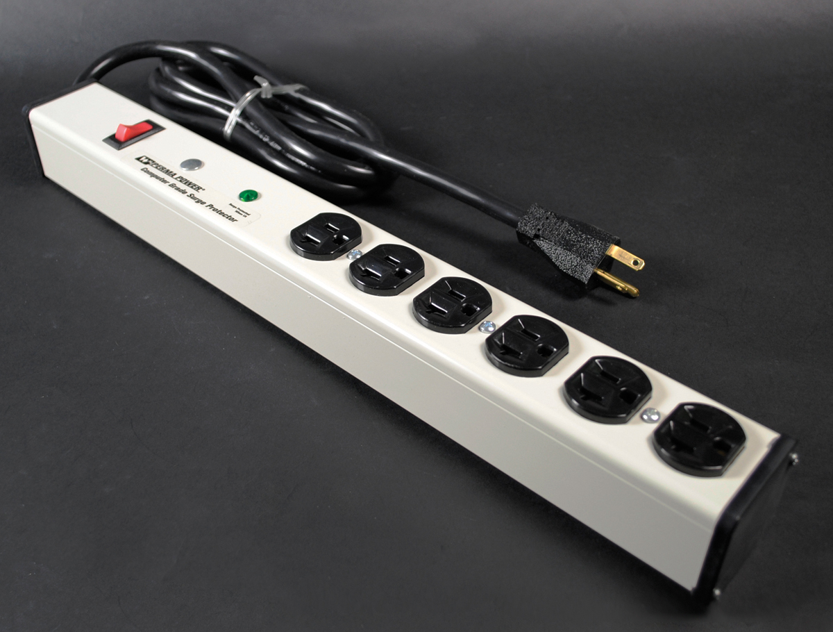 Product image for Wiremold M620BZLS Plug-In Outlet Center Unit / 120V/20A/6 O/L /lighted switch/6' cord/Computer Grade Surge