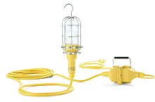Product image for Woodhead 1625-12BWatertite® Wet Location Incandescent Hand Lamp, 100W with LOVOLT® In-line Transformer TEFLON Globe with Screw Release TEFLON Guard, Cord Type 14/2 SOOW, 7.62m (50.0' ) Cord Length