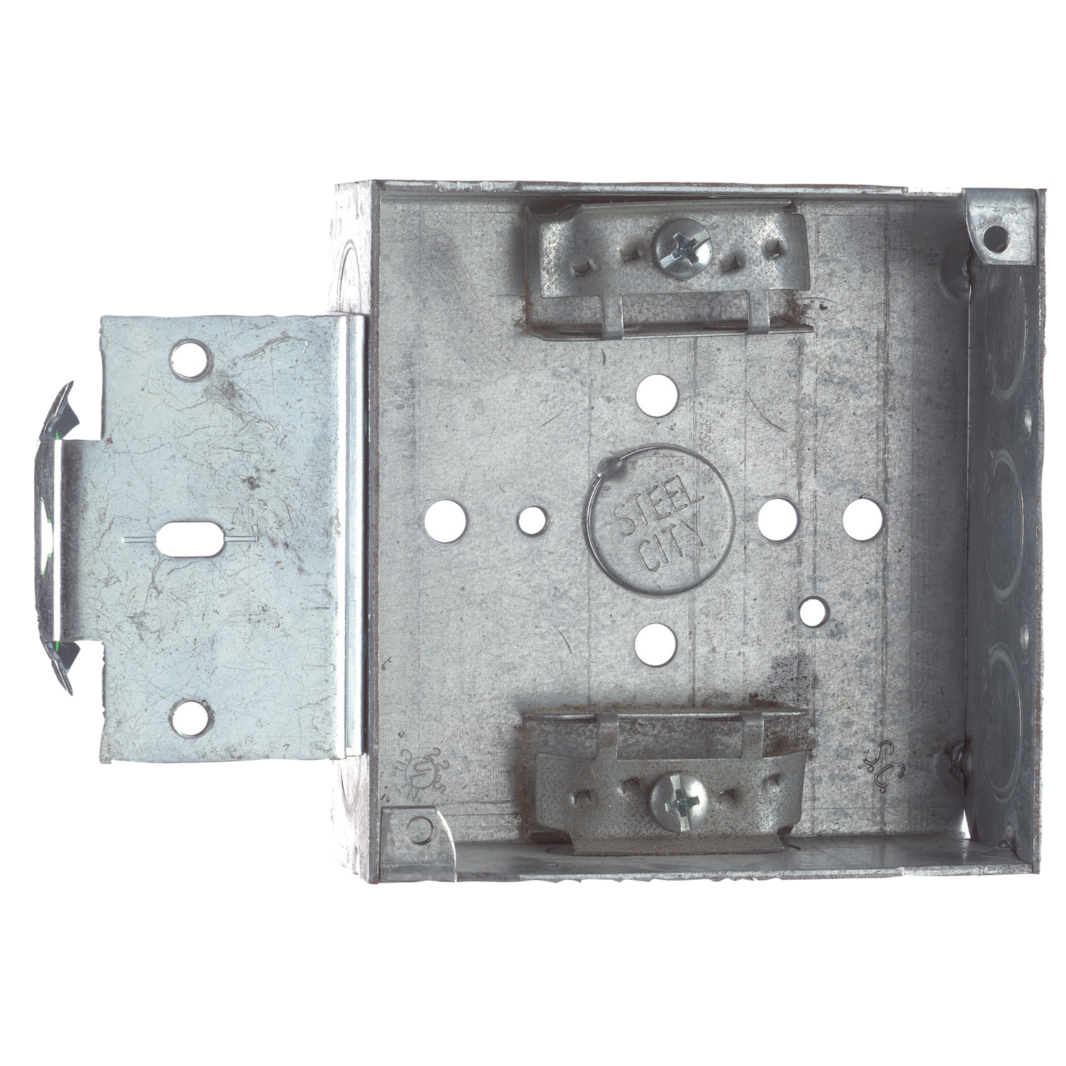 Product image for Steel City 52151-MS-X 4 Inch 21cu.in Steel Square Box with 1/2 and 3/4 Inch Eccentric Knockouts, Bracket, and Clamp