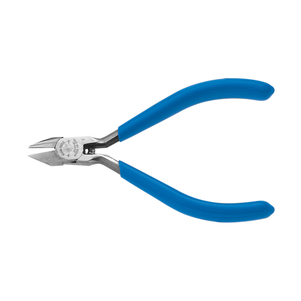 Diagonal Cutting Pliers, Pointed Nose, Extra-Narrow Jaw, 4-Inch, Diagonal Cutting Pliers with narrow jaw and hinge for delicate work in tight areas
