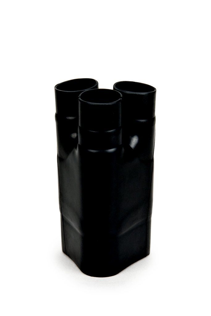 3M™ Heat Shrink Cable Breakout Boot 2 insulates and seals cable breakouts in multi conductor armored or sheathed cables. This heavy duty boot offers good electrical and mechanical protection. The cross linked, MIL I 81765 1 qualified polyolefin construction is semi rigid and flame retardant.