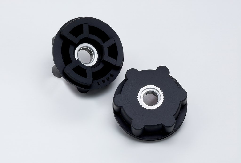 3M™ Disc Pad Hub has an internal threaded metal insert that threads onto the shaft of a sander and grinder to hold a disc pad face plate and fiber disc in place.