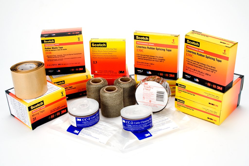 3M™ Mining Cable Splice Kit 3100 is specially designed for splicing 600V to 15kV rated flexible power cables. It is perfect for power feeder circuits, standard in line crimp or par...