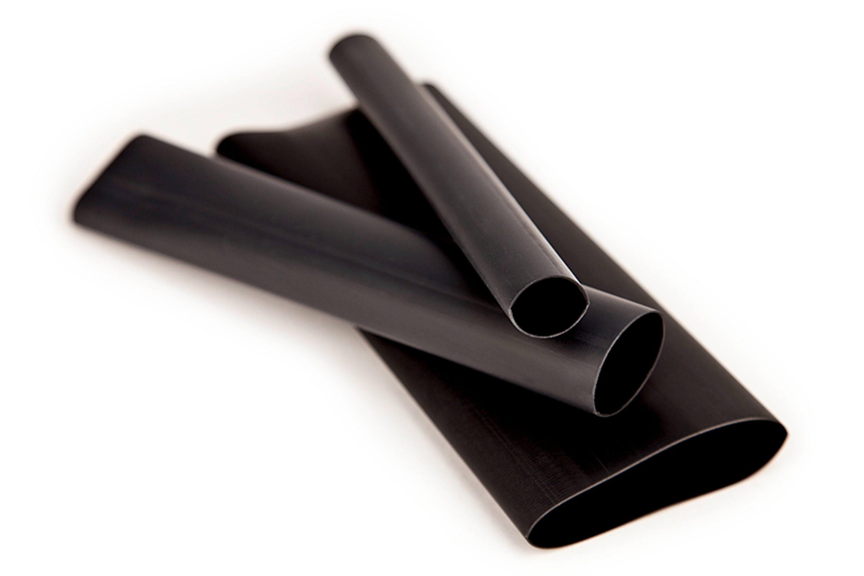3M™ EPS 200 Heat Shrink Tubing is a dual wall tubing that provides the advantage of integral, adhesive lined construction. This flame retardant tubing with a 2:1 shrink ratio, offers insulation for 600V rated applications. The flexible polyolefin construction with an internal layer of thermoplastic adhesive offers moisture seal protection in automotive and marine applications.