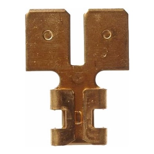 3M™ Scotchlok™ Double Male-Female Adapter interconnects two connectors that are already attached to wires. The adapter has a non-insulated, butted-seam barrel and withstands a maximum temperature of 482 degrees F (250 degrees C). Durable brass construction offers good conductivity and a tin-plated finish resists corrosion.