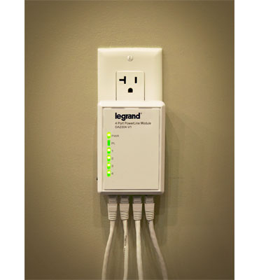 Product image for Pass & Seymour DA2304-V1 4-Port White RJ45 Network Adapter